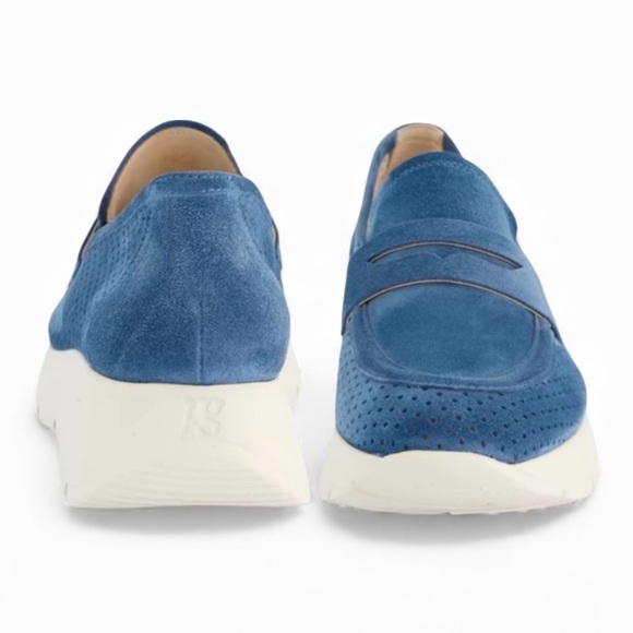 Loafers - Picture 2 of 8